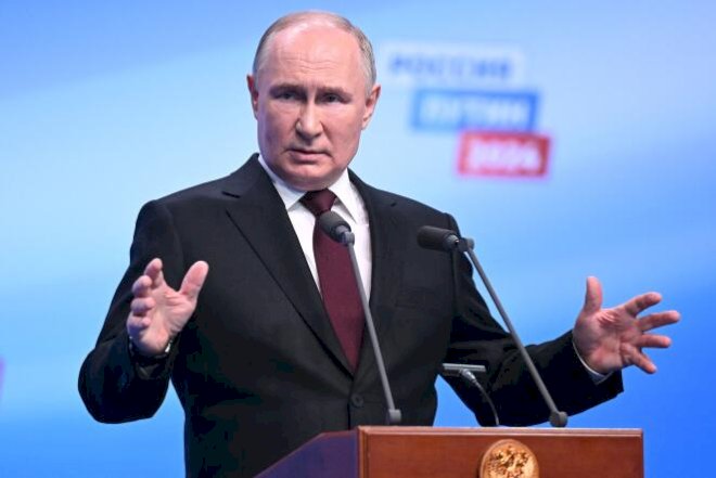 Rusiya Prezidenti Vladimir Putin hökumətin istefasını qəbul edib  