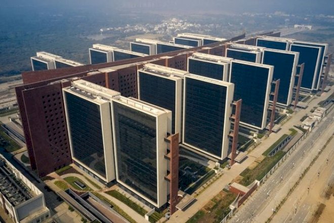 Hindistanda dünyanın ən böyük almaz birjası açılıb 