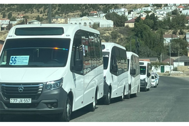 Bayılda yeni xəttə buraxılan avtobusların təkərini deşdilər - FOTOLAR