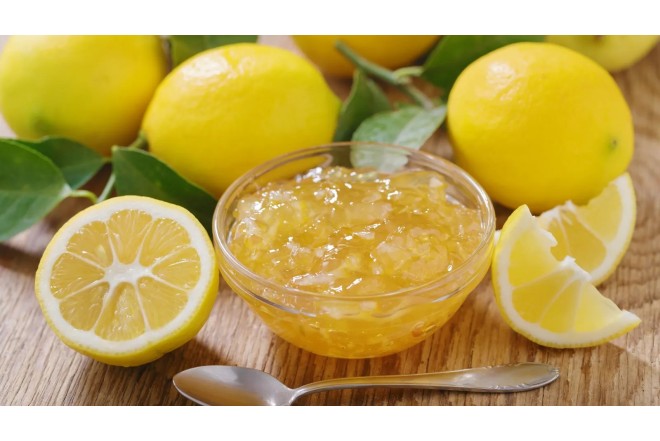 Soyuducuda gizlənən dərman: Limonun FAYDALARI