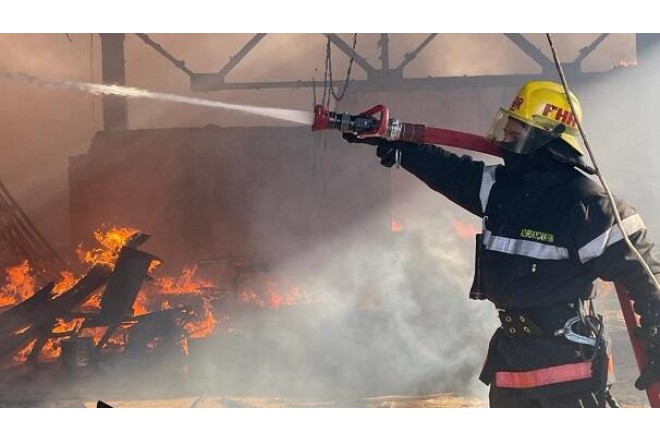 Xırdalanda yanğın söndürüldü 