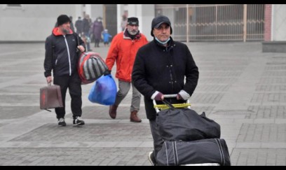 Rusiyada polis basqınlarında tutulan 700 əcnəbi müharibəyə aparılıb