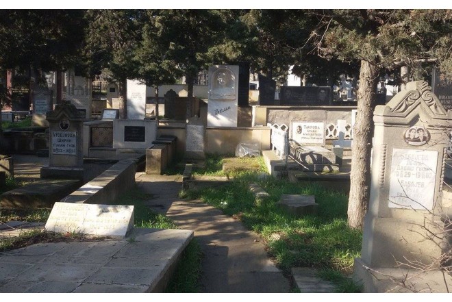 Qəbristanlıqdakı ŞOK MƏNZƏRƏ- Tural İrfan yazır
