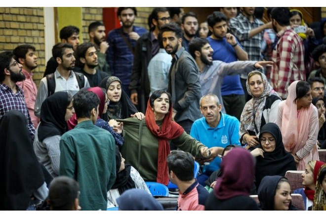 Elmi işini hicabsız müdafiə edən xanım azadlıqdan məhrum edilib 