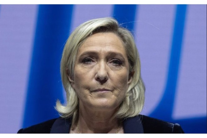 Marin Le Pen Mayotda qəzaya düşdü