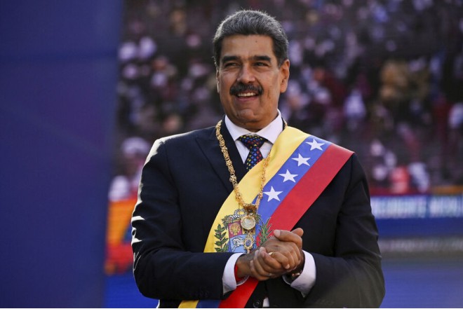 "Onlar 5,4 milyon əsgəri məğlub etdilər" - Maduro