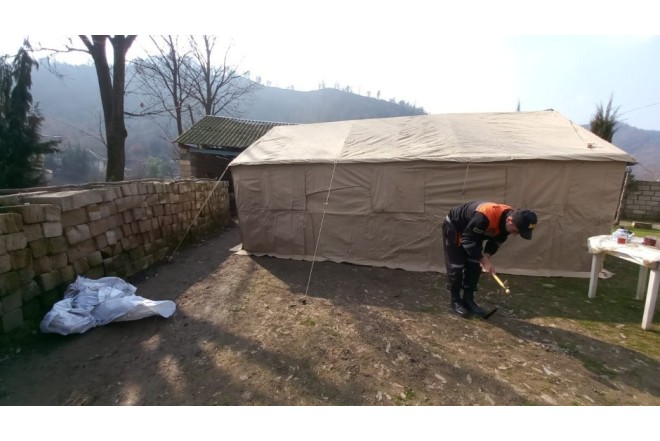 Lənkəranda evi yanan vətəndaşa çadır quruldu - FOTO/VİDEO