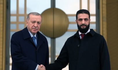 “Əhməd Səudiyyə Ərəbistanına səfəri ilə Suriyanın bərpasını hədəfləyir” Politoloqdan şərh