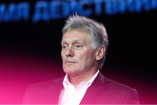 Peskov "Rus ev"inin bağlanmasından təəssüflənib 