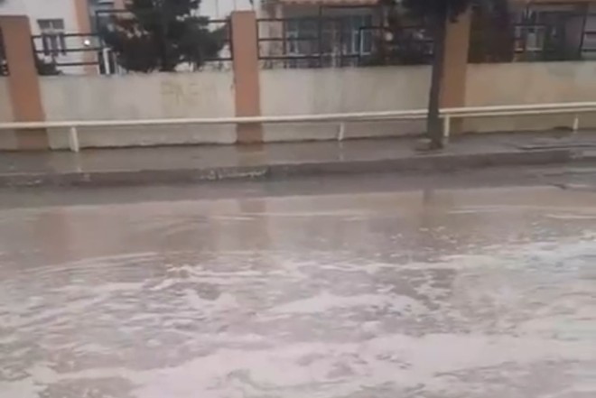 Binə sakinlərinin narazılığı: Bu məktəbin qarşısındakı yol bərbad vəziyyətdədir