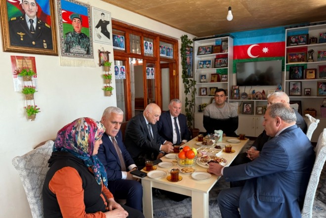 Millət vəkili seçiciləri ilə növbəti görüşünü keçirdi - FOTOLAR