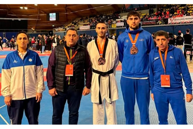 Azərbaycanın iki taekvondoçusu Niderlandda medal qazanıb 