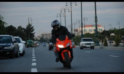 Narkotik təsiri altında avtoxuliqanlıq edən motosiklet sürücüsü həbs edildi