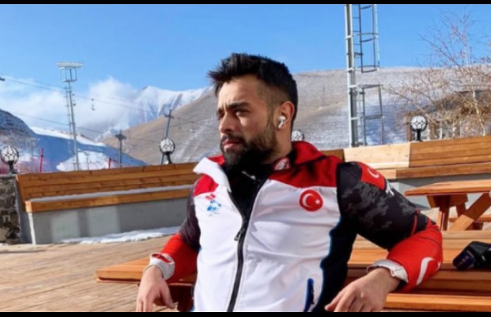 Yanğında ölən 25 yaşlı dünya çempionunun FOTOSU