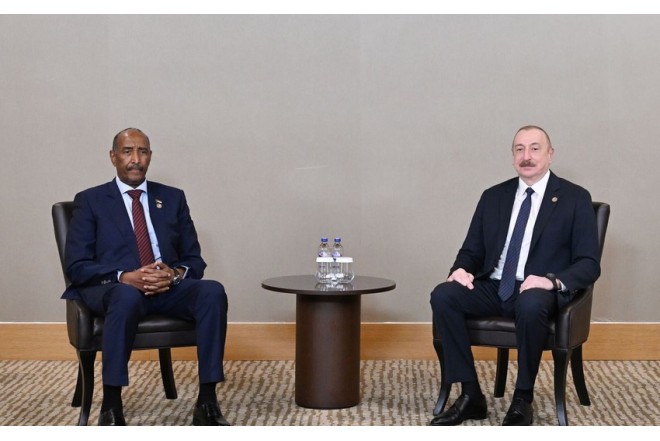 Prezident Antalyada Sudan lideri ilə görüşüb 