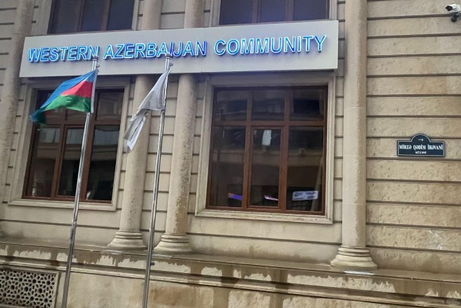 Qərbi Azərbaycan icması yerləşdiyi küçəyə rəssamın adı verildi-FOTOLAR