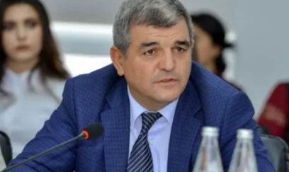 Fazil Mustafa onu belə təbrik etdi 