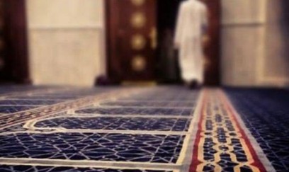 Məsciddə namaz qılarkən bıçaqlandı - FOTOLAR
