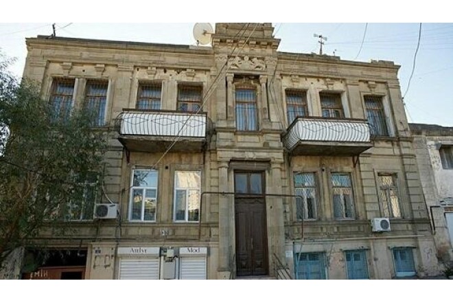 Bakıda köhnə tikililərlə bağlı komissiya yaradıldı 
