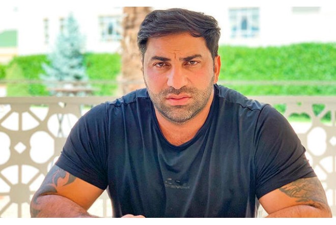 "Bir də üzünü göstərməyəcəyəm, qısqanmağa başlamışam" - Kamil Zeynallı