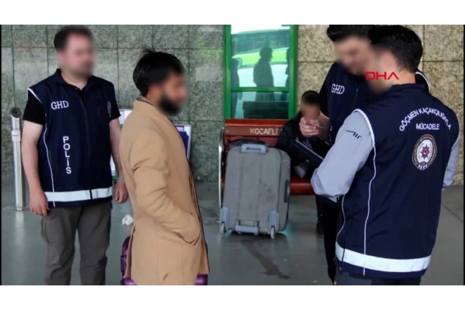 Türkiyədə 21 insan alverçisi və 547 qeyri-qanuni miqrant saxlanıldı 
