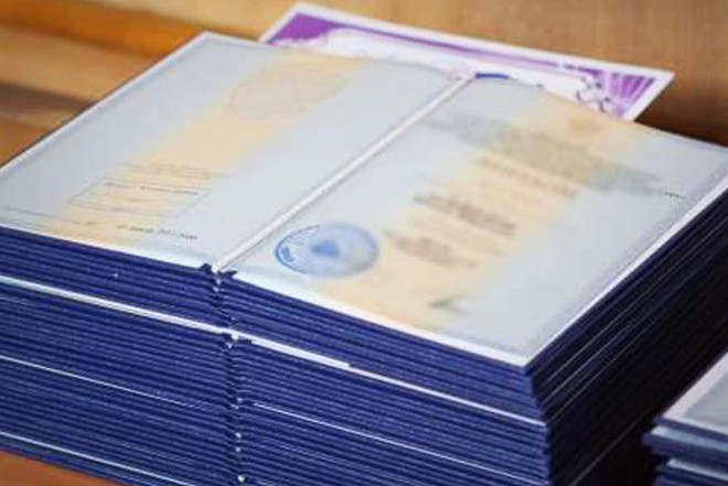 Daha 82 nəfərin diplomu tanınmadı