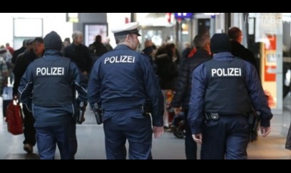 Almaniyada 200-ə yaxın polis barədə araşdırma aparılır 