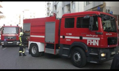 Bakıda mənzildə yanğın başladı 