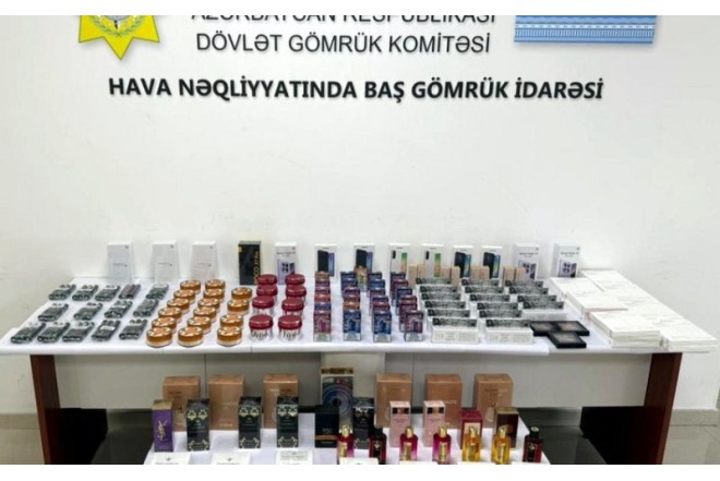 Sərnişinlərə paylanılaraq ölkəyə qanunsuz keçirilən mallar aşkarlandı