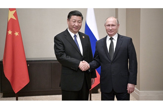Szinpin Rusiyada: Putinlə görüşə gəldi... 