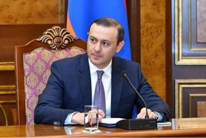 "Azərbaycanla birbaşa danışıqları daha məhsuldar hesab edirik"- Qriqoryan