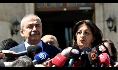 Pərvin Buldan İtaliyada qəzaya düşdü