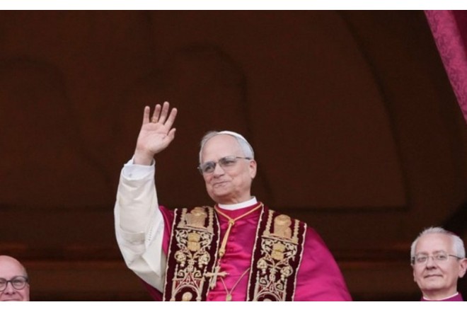 Yeni Roma Papası ilk ayini keçirdi