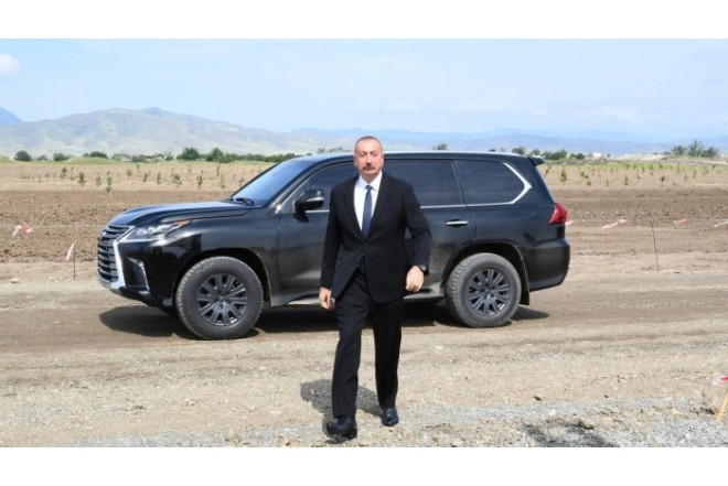 İlham Əliyev Ağdamın Kəngərli kəndinin birinci mərhələsinin açılışında