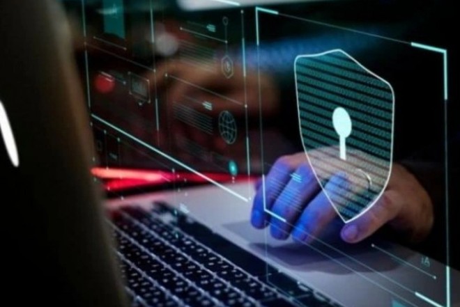 Kartda pul saxlamaq artıq risklidir - Bank işçisi hər şeyi danışdı 