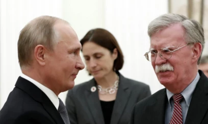 "Putin danışıqlarda çox güclü mövqedədir" - Bolton