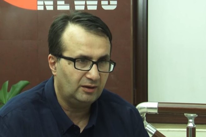 Ermənilərin tanınmış politoloqu öldü 