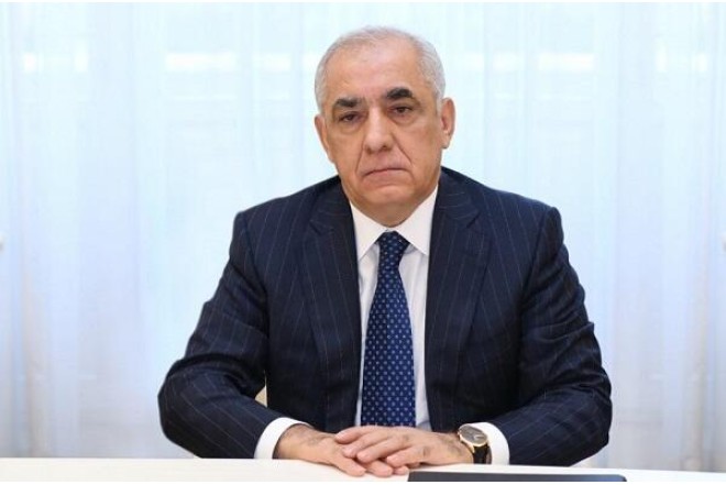 Baş nazir Çin səfiri ilə görüşdü 