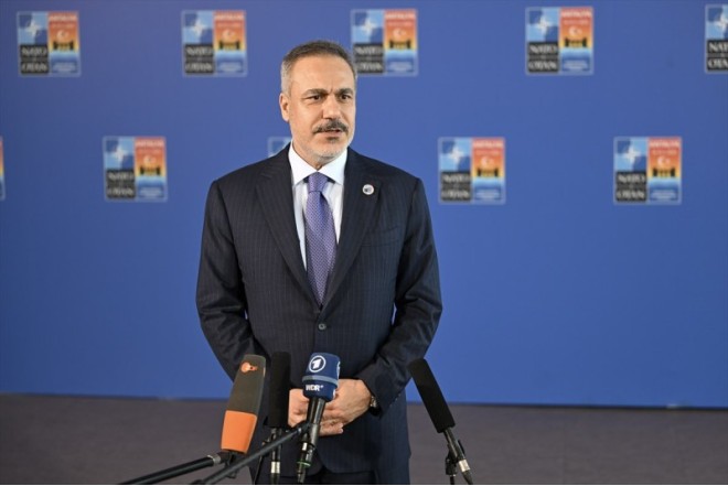 Türkiyə XİN rəhbəri Qəzzada atəşkəsə çağırdı