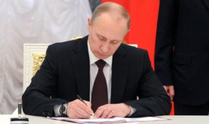 Putin onu vəzifəsindən azad etdi 