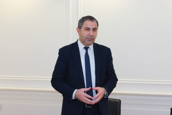 Ədalət Partiyasının yeni sədri kimdir? - Dosye