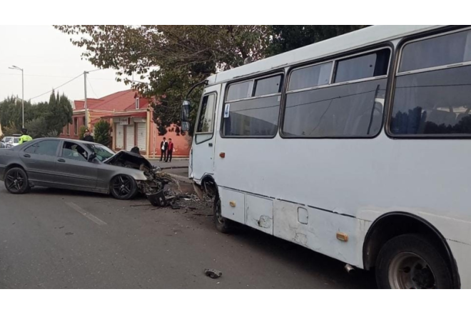 Sumqayırda AVTOBUS QƏZASI: 4 sərnişin...
