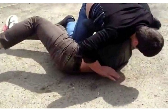 Bakıda məktəbli sinif yoldaşına xəsarət yetirdi 