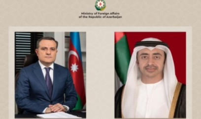 Ceyhun Bayramov ilə BƏƏ-nin XİN başçısı arasında telefon danışığı oldu