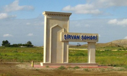 2 yaşlı körpəsini avtobusla vurdu - Şirvanda şok hadisə