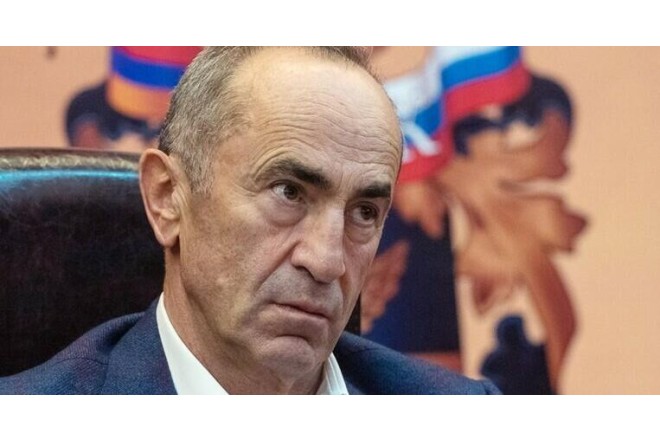 Robert Köçəryanın Moskvaya çağırıldığı açıqlanıb