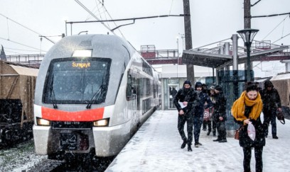 Bakıda sürət qatarı piyadanı vurdu 