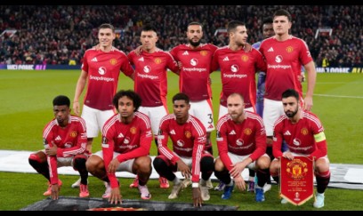 "Mançester Yunayted" üç futbolçusu ilə vidalaşdı 