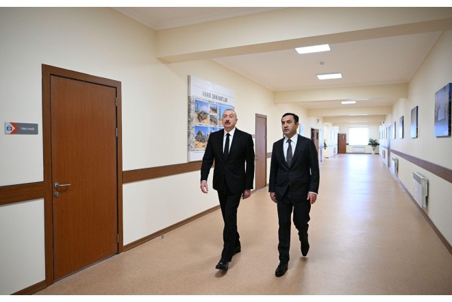 İlham Əliyev İsmayıllıda “Talıstan” liseyinin binasının açılışında iştirak edib 