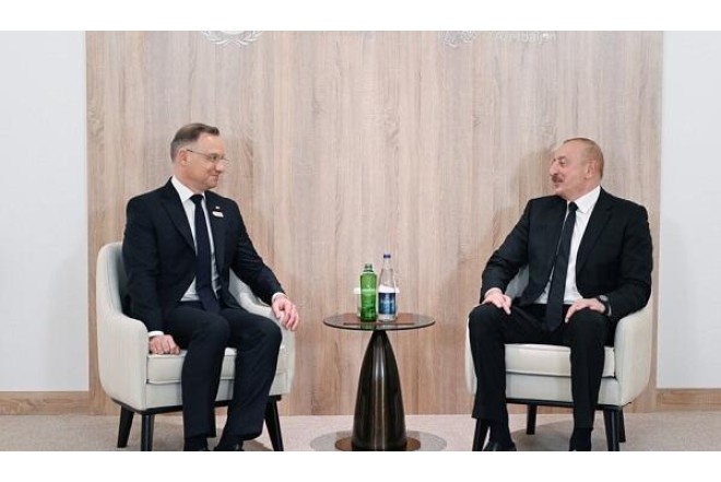 Andjey Duda İlham Əliyevi təbrik etdi 